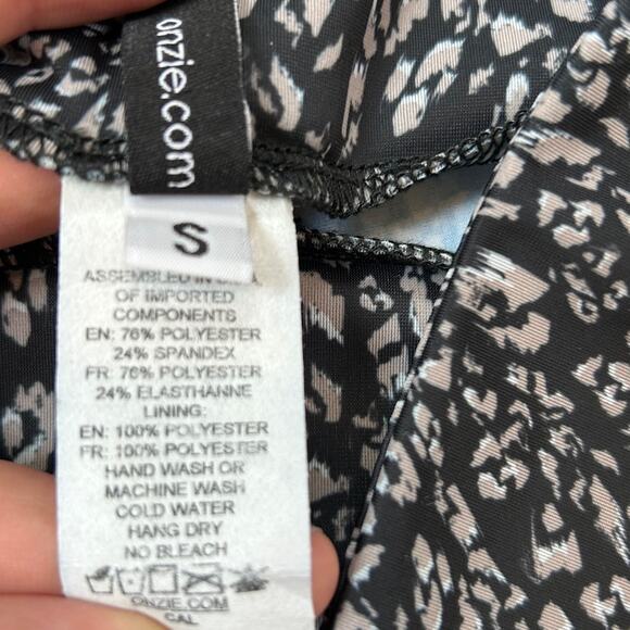 Onzie Black Grey Leopard Print High Waisted Leggings Size Small - Picture 5 of 5